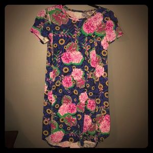 Beautiful LuLaRoe Scarlet